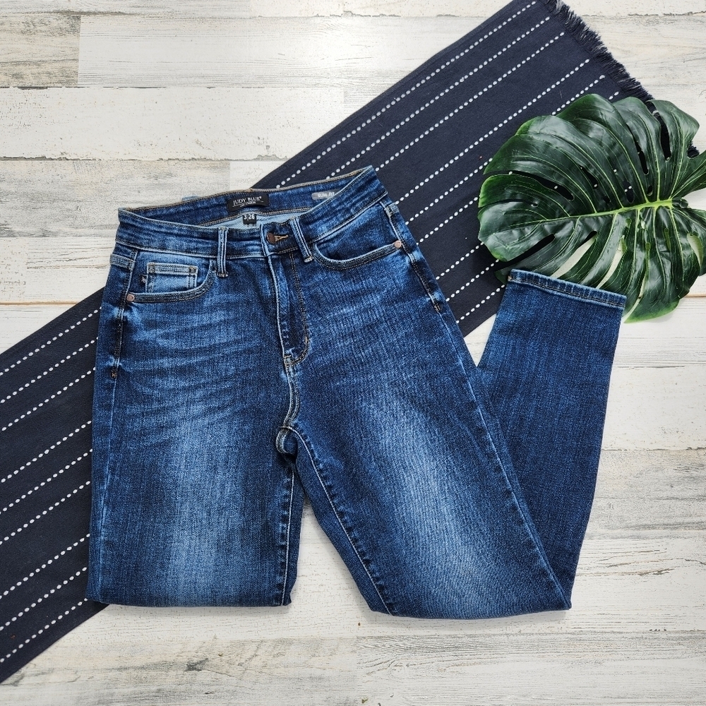 Judy Blue Slim Fit Huntington High Rise Jeans Size 26/3